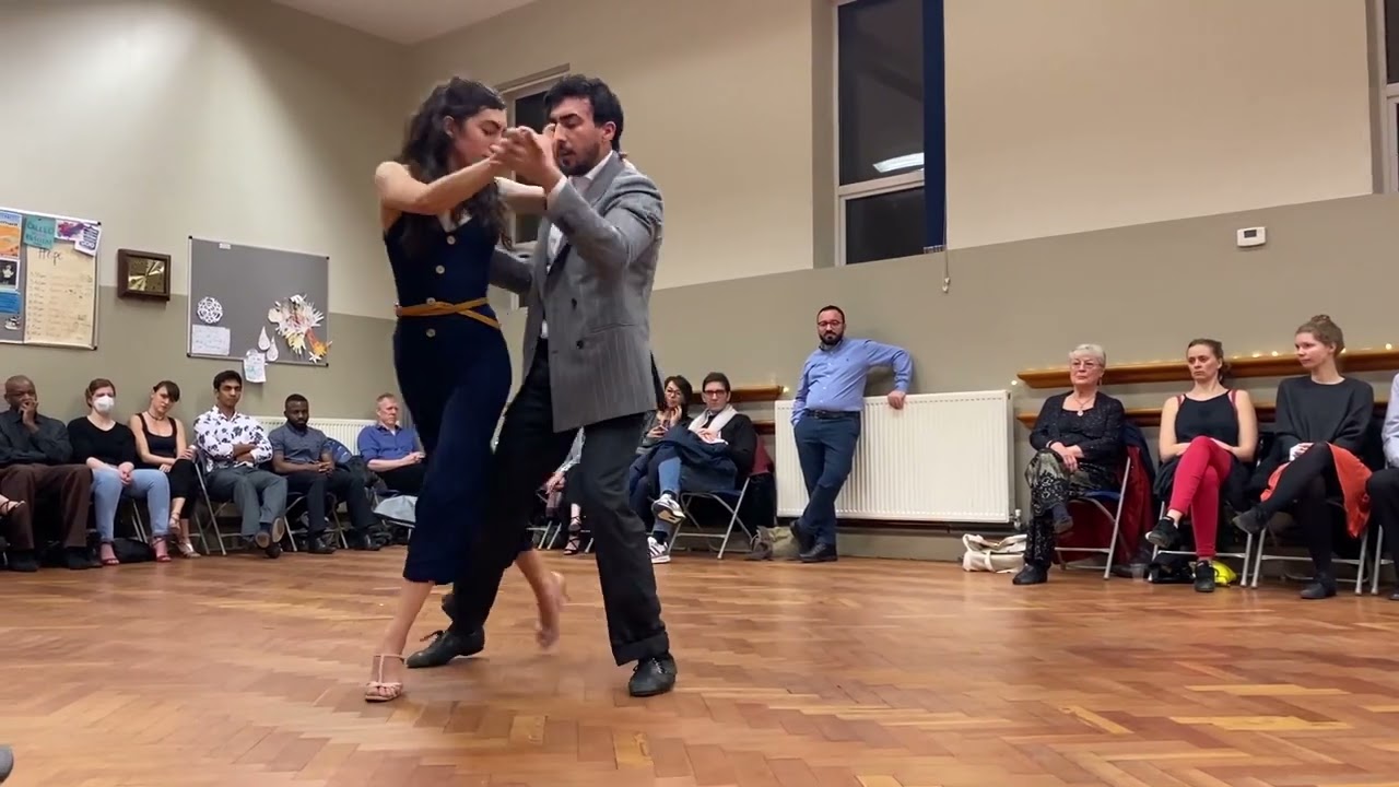 Chiquilin de Bachin PIAZZOLLA Vinicius Flores & Emma Patregnani   Cambridge 3/5