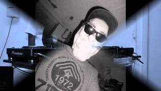 Massivedrum Ft Artistic Raw-La Fiesta De Catita(Mac Bryson's Mashup & Vocal Edit)