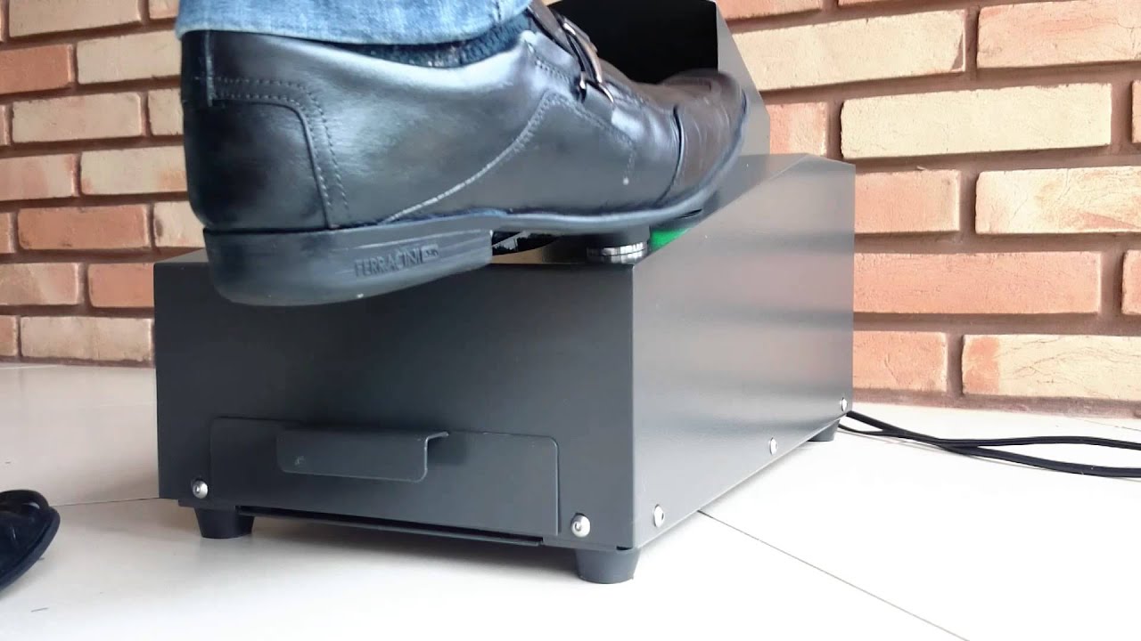 Máquina de Limpar Sapatos (Limpeza de Sola) - YouTube