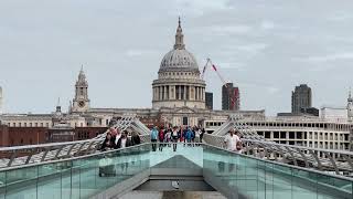 Watch Noel Coward London Pride video