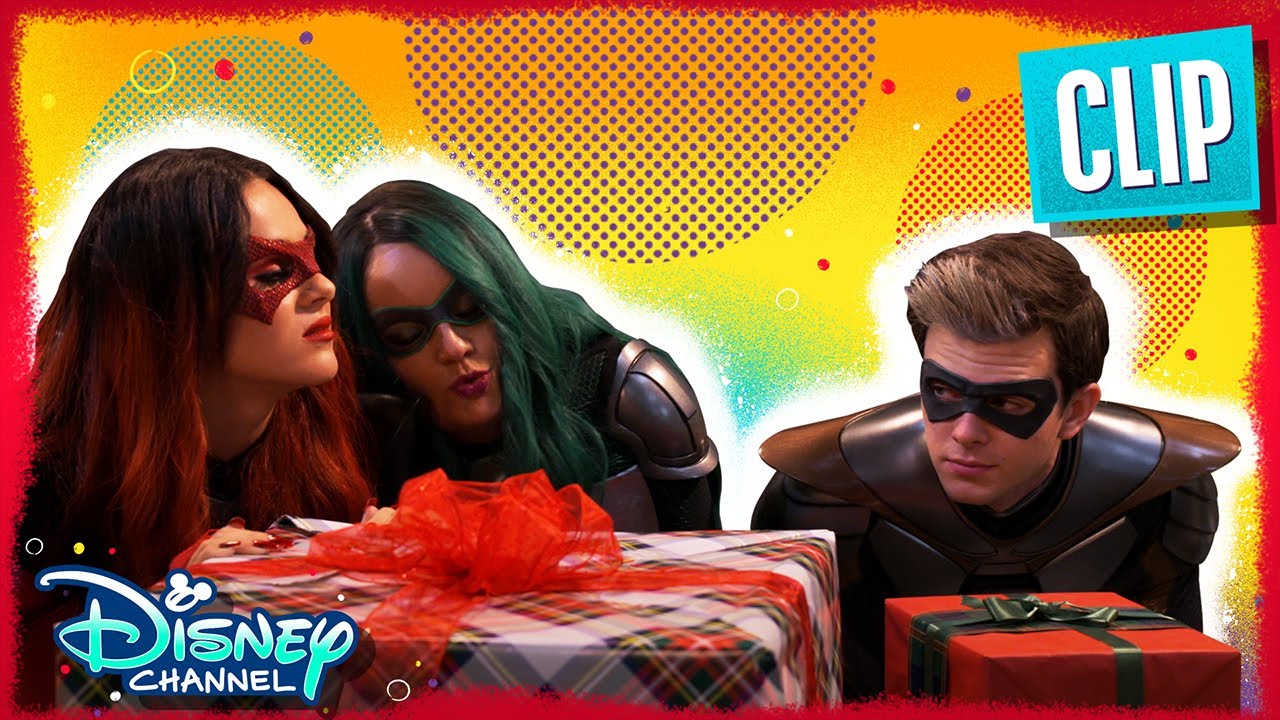 How the Villains Stole Christmas 🎄 Disney's Villains of Valley View