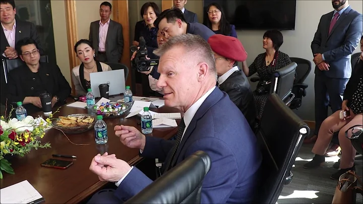 Seattle supporters welcome meeting with Andrew Yang