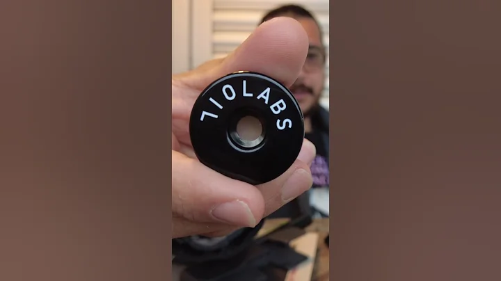 Cracking open some 710 Labs Sweeties #7 Live Rosin Persy Badder 👀 Pure candy terps