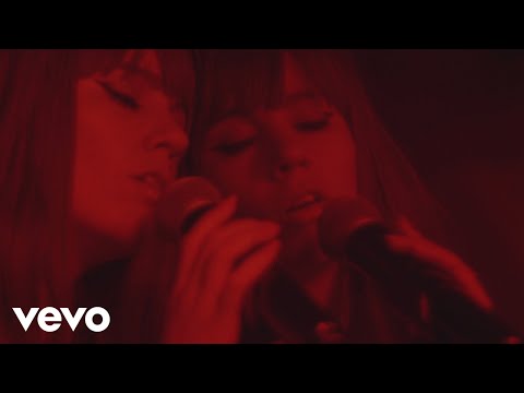 Javiera Mena - Intuición (Official Video) ft. Li Saumet