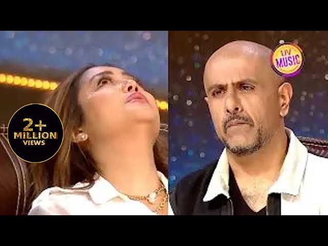 Abhi Mujh Mein Kahi पे रो पड़ा Indian Idol Season 13 | Soul Touching Performance | Sonakshi Sinha class=