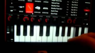 iOS 7.0.4  Jammin With My Self (Garageband & Sampletank)
