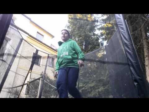 Video: Kako Naučiti Otroka Salto