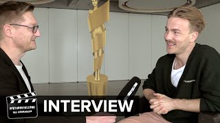 "Im Westen nichts Neues": Albrecht Schuch im Interview zu den Lola-Nominierungen und zur Oscar-Nacht