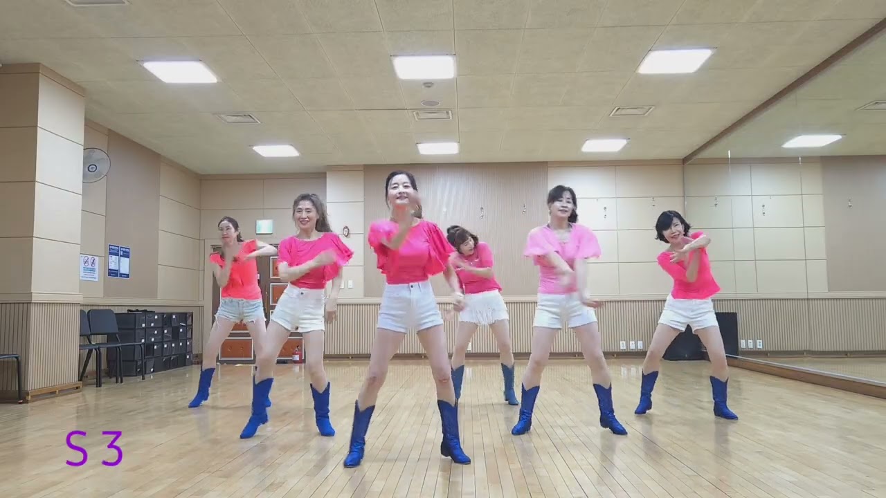 Fall in Love (사랑해) - 김건모  Improver Line Dance (Demo)