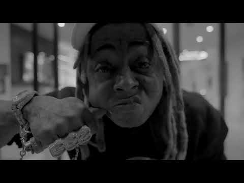 Смотреть клип 2 Chainz, Lil Wayne, Benny The Butcher - Oprah & Gayle