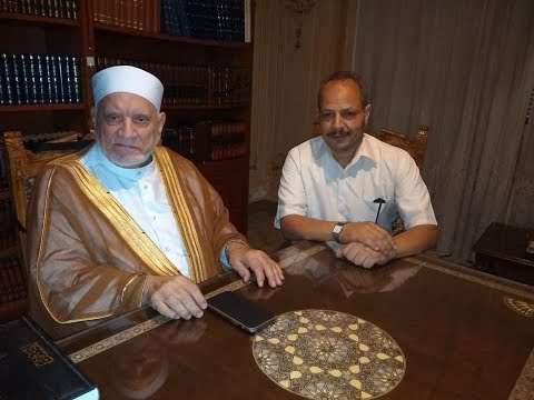 عائلتى مع فضيلة مولانا الدكتور احمد عمر هاشم   