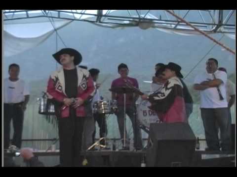 Jaripeo en Natividad Tonala Oaxaca-Banda 5 de Oros y N.Cadetes de Linares-San Agustin Atenango.#1