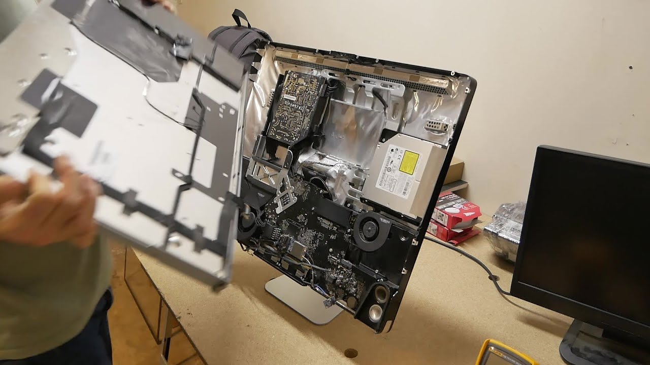 Comment démonter un IMac 2008 Model: A1225 - YouTube
