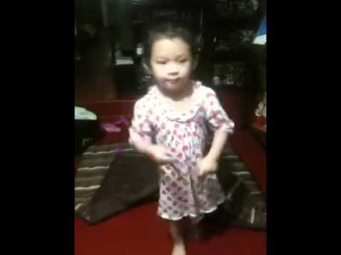 Kobe Ann "Teach Me How To Dougie"