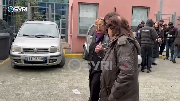 Helena Kadare shkon në gjykatë të ndjekë gjyqin e Veliajt