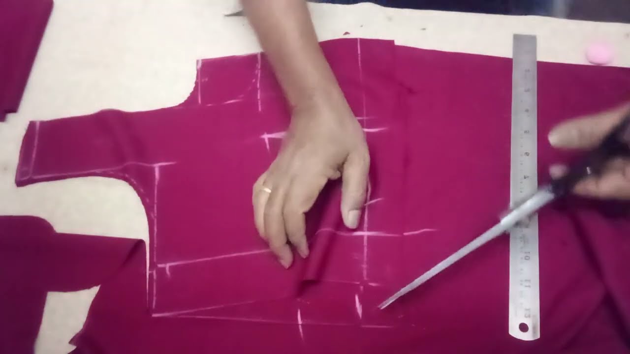 ಸಾದ ಬ್ಲೌಸ್ ಫ್ರಂಟ್ ಪಾರ್ಟ್ ಕಟ್ಟಿಂಗ್ # ಮೈ ಟೈಲರ್ ವರ್ಲ್ಡ್ ಚಾನಲ್ 