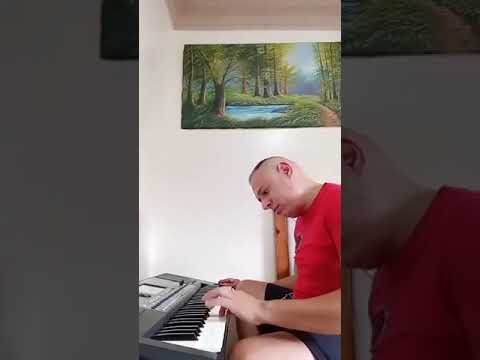 أجمل هدية و عزف من عند توري Cheb Hasni Mahnatn8ch Le Grand Pianiste Touri 