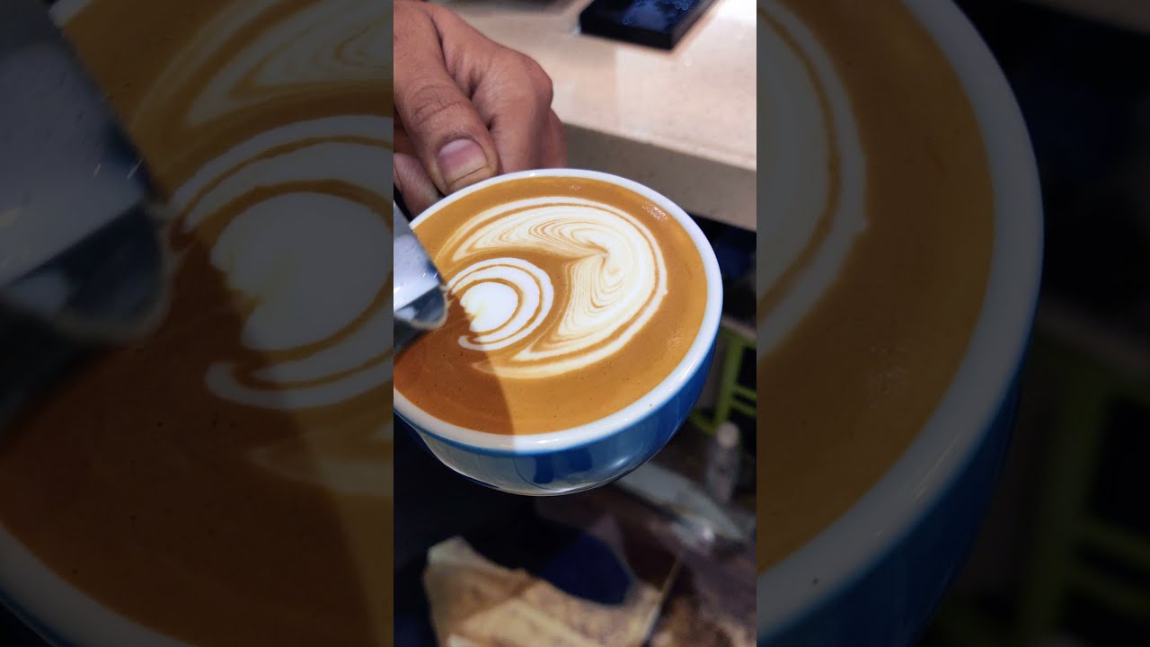 Wing Tulip Latte Art | Coffee Design #shorts #barista #latteart #cafe