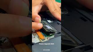 Upgrade RAM ACER ES1 132 #servicelaptop #upgraderam #laptop #evostore Upgrade RAM ACER ES1 132 #servicelaptop #upgraderam #laptop #evostore