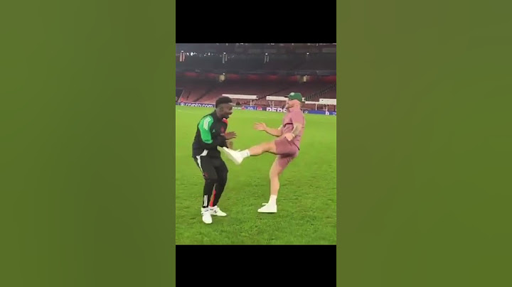 Conor McGregor vs Soccer Player  | MMA Weekly Podcast