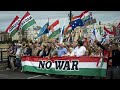 Dziesiątki tysięcy wyszły na ulice, by wyrazić poparcie dla premiera Węgier Viktora Orbána