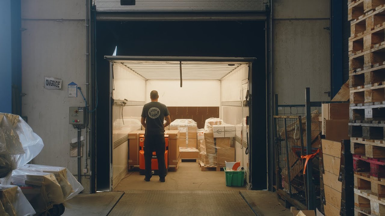 Doosan BPM20S 7 Central Drive Powered Pallet Truck