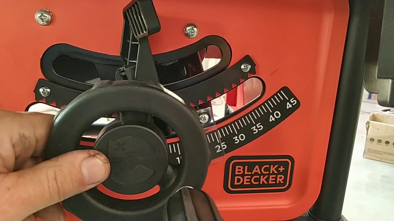 Распиловочный станок Black+Decker Bes720 - YouTube