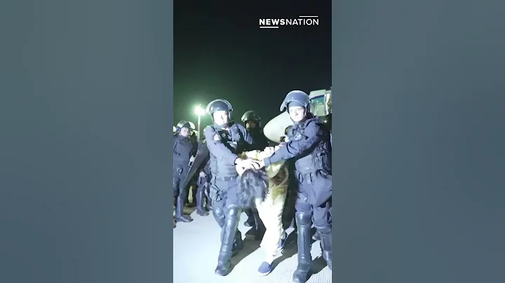 Accused Tren de Aragua gang members get harsh welcome in El Salvador