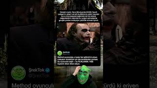 Kara Şövalye'de (2008), Heath Ledger'ın Joker'i Sık Sık Dudaklarını Yalar; Bazıları Bunu Onun...