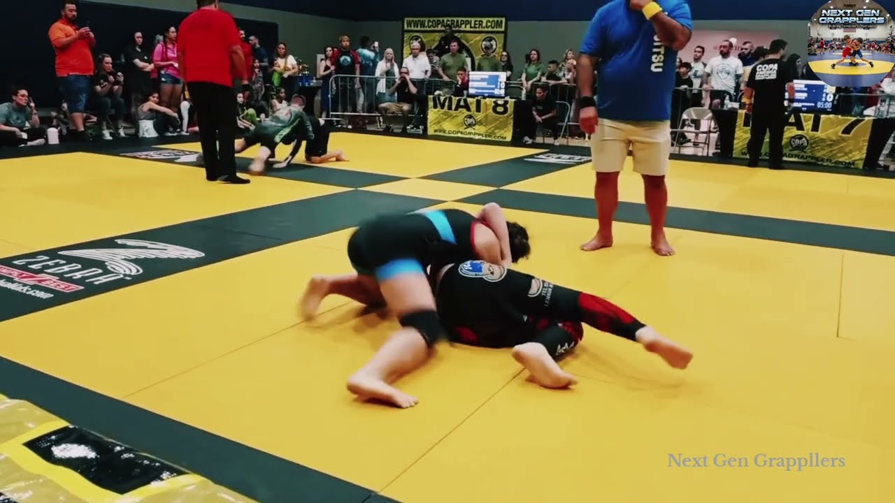 Incredible Girl Totally Donainates Make Opponent 