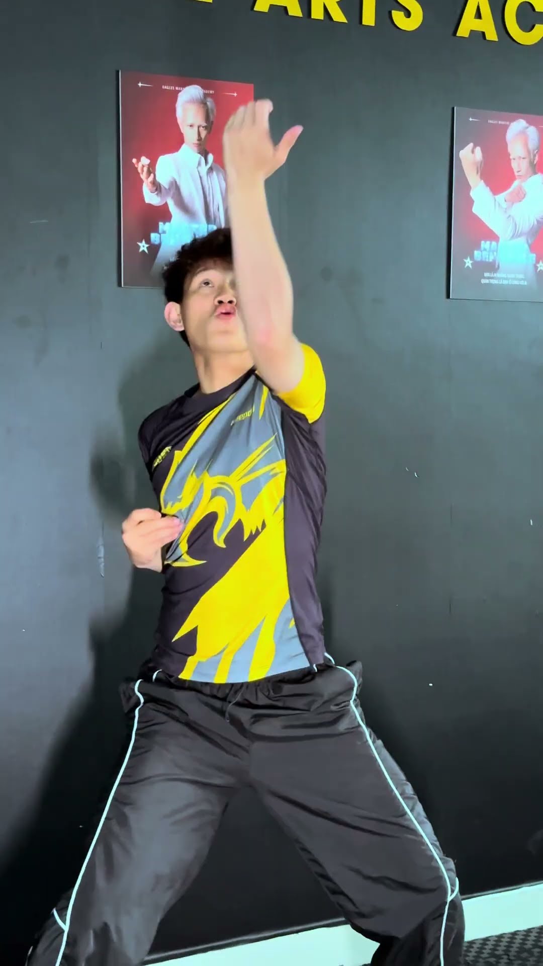 Nội lực mạnh [BEN EAGLE] #beneagle #training #kungfu #martialarts #fighting