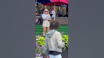 Thumbnail of ALLSÅNG PÅ SKANSEN (repet) Magnus Uggla & Pernilla Wahlgren. Kung i baren. Tisdag 12 augusti 2025
