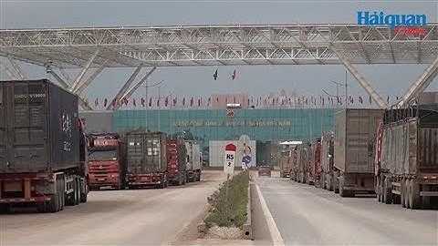 Thông quan qua cầu Bắc Luân II, Móng Cái bắt đầu ổn định trở lại