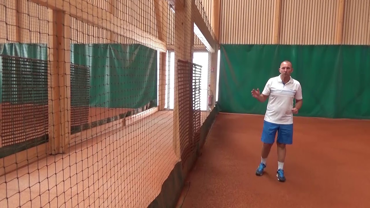 Tennis comment nettoyer un court en terre battue ? YouTube