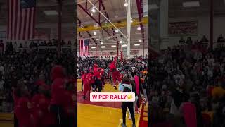 Aura in front of the whole school 🥲🔥 (via gladsathletics/IG)