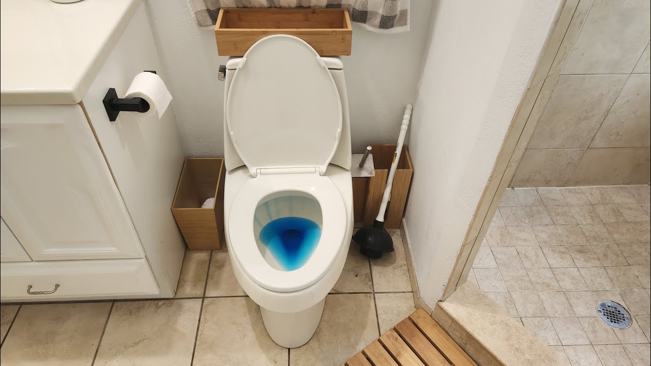 2000s Kohler Wellington toilet YouTube