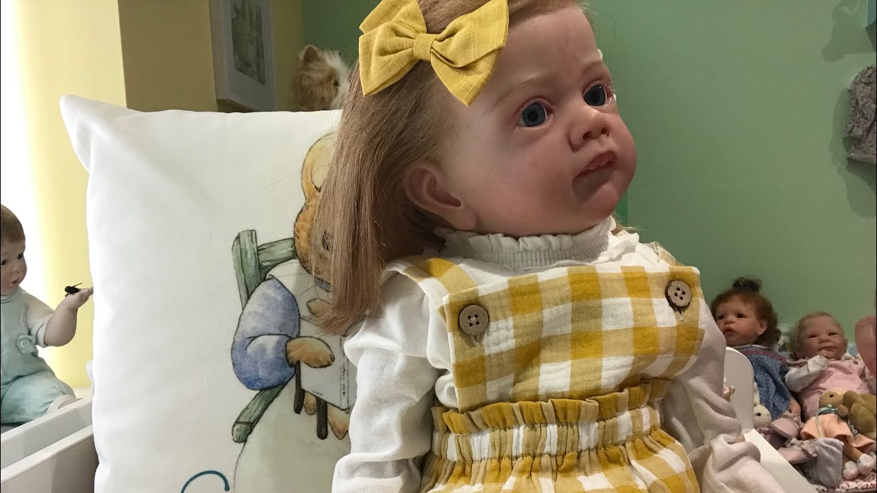 Twinning my reborn Ginny with her sister Carina 