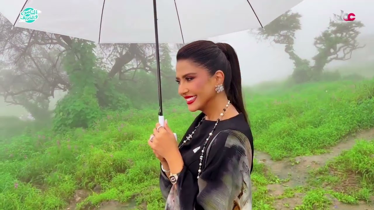 جولة الإعلامية حصة اللوغاني بين الروابي والفيافي في خريف ظفار