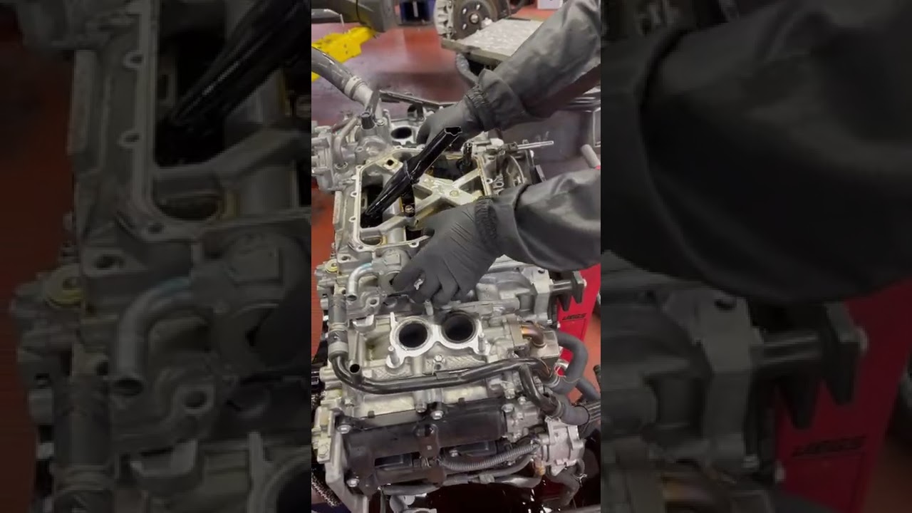 Removing the Lower And Upper Oil Pan on the 2019 Subaru Ascent