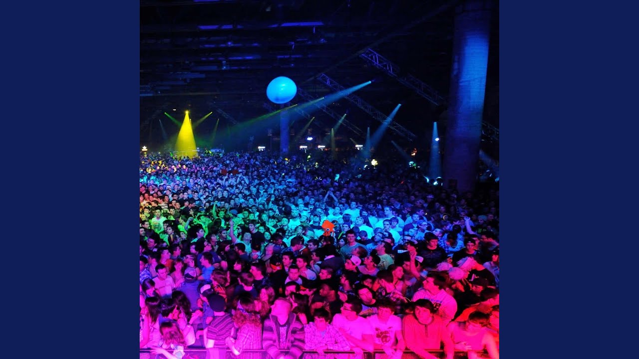 Alla Dansar På Café Opera