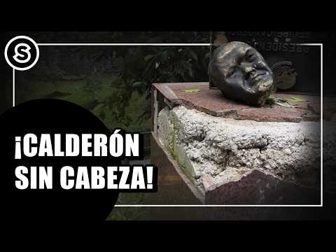 ¡DECAPITADA!: Electricistas DESTROZAN estatua de CALDERÓN en Los Pinos | REPORTAJE