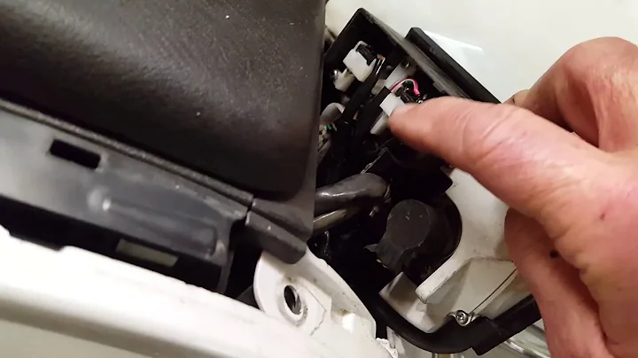 GL1800 Honda Goldwing Hazard button fix