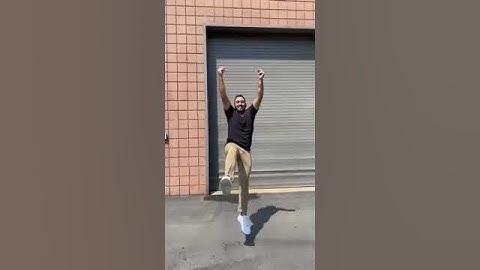 AP DHILLON - BROWN MUNDE | Sean Tenedine & Learn Bhangra Dance | #shorts #youtubeshorts