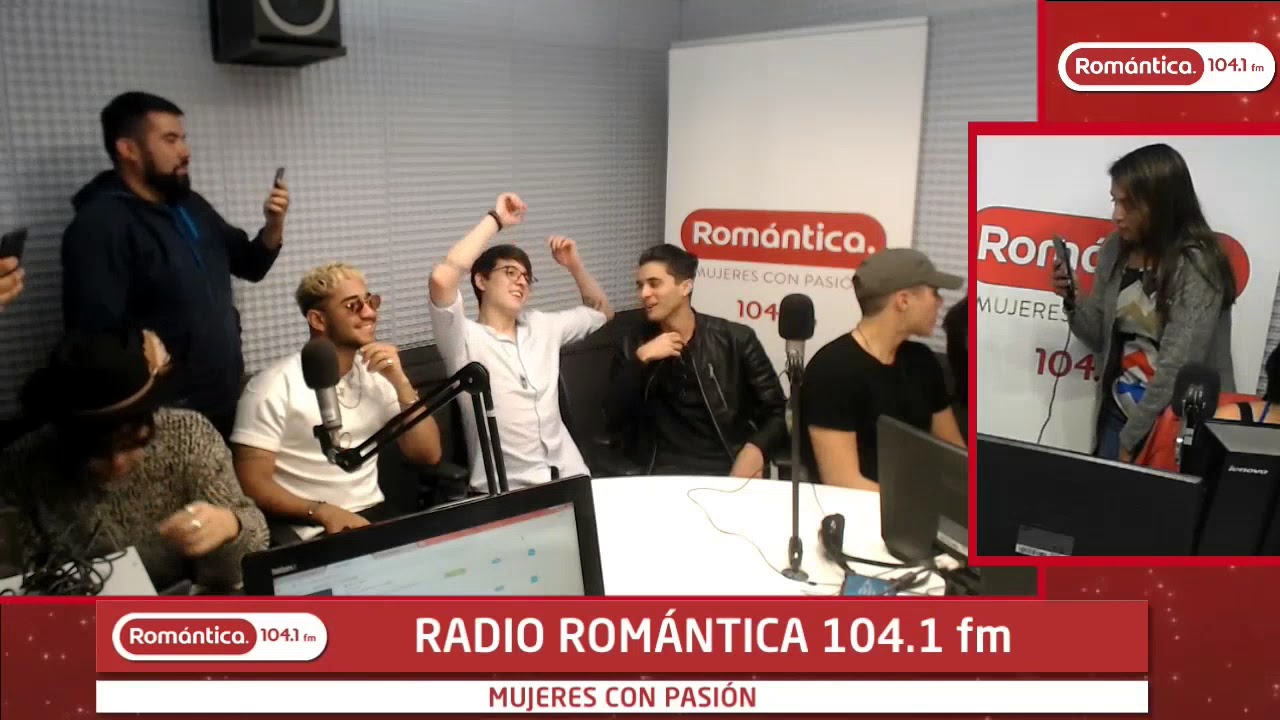 Joel y su primer beso, los 5 querían beso/CNCO