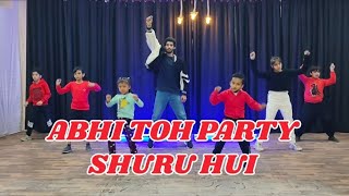 Abhi toh party shuru hui // kids dance video// #dancevideo #bollywood #dance #reels #danceindia