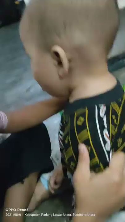 bayi 8 bulan muntah jika dicium