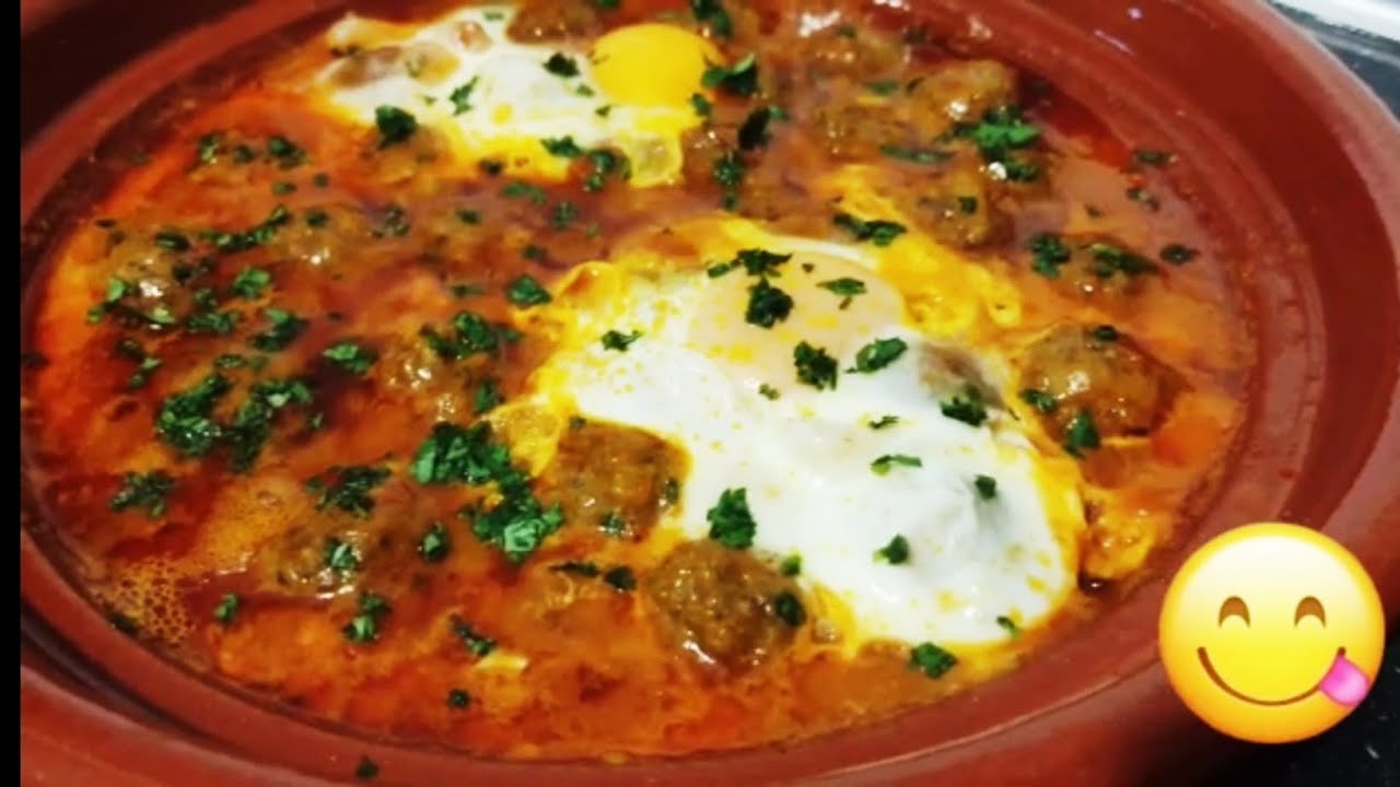 Tajin marroqui de kefta  ( albóndigas) con huevos