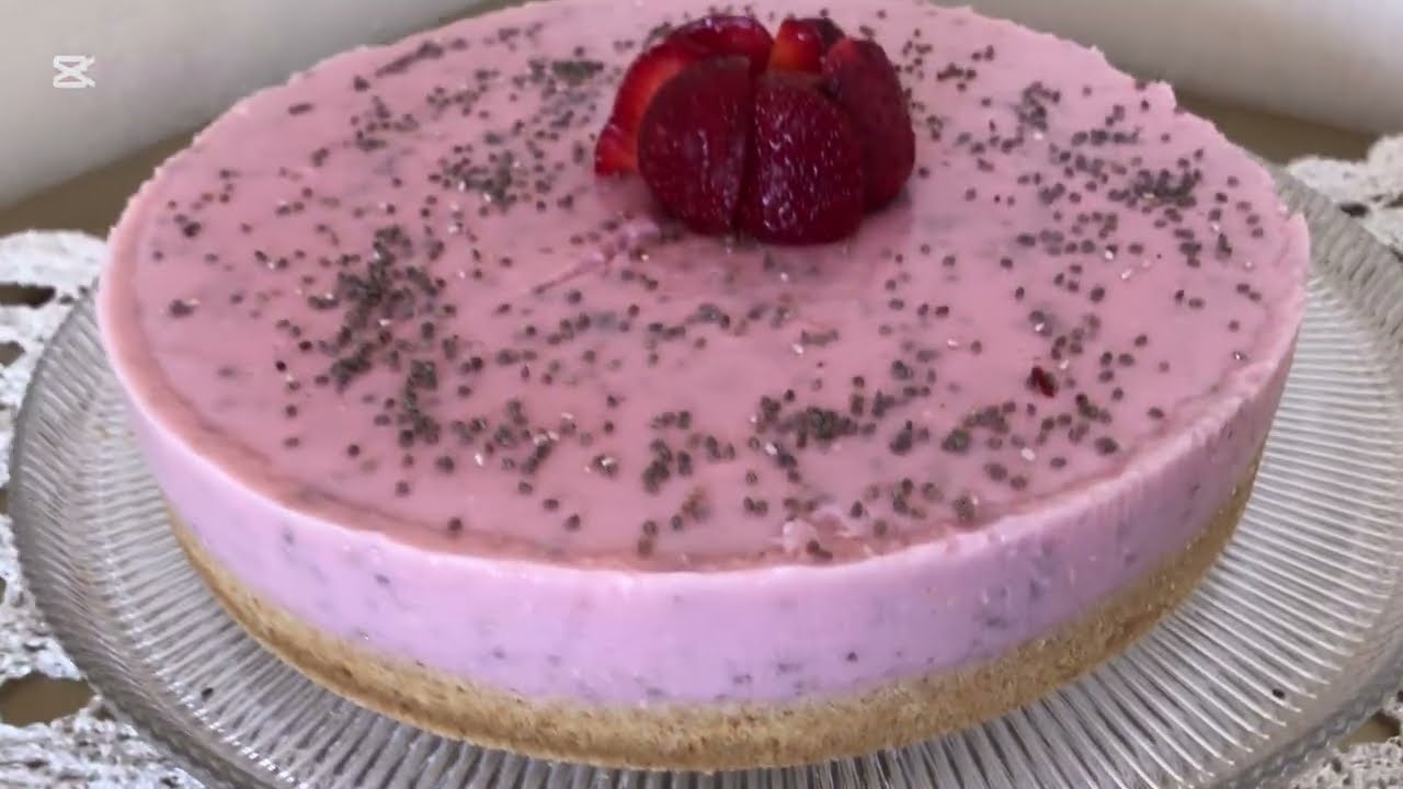 طرطة او تشيز كيك بالفرولة اكتر من لذيذة رووووعة💕