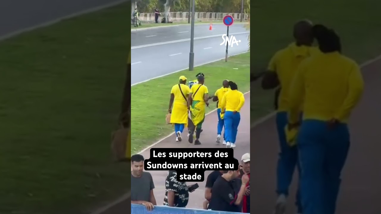 Les supporters des Sundowns arrivent au stade