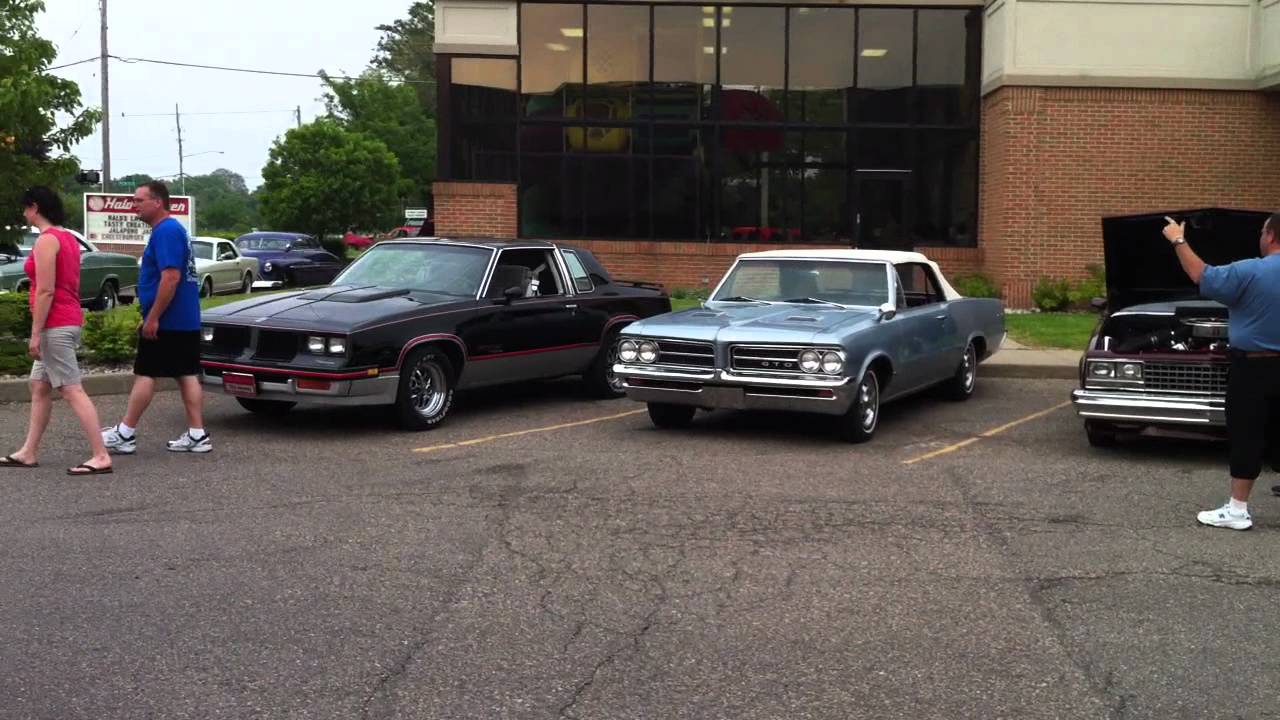 Grand Blanc, MI Cars Event YouTube